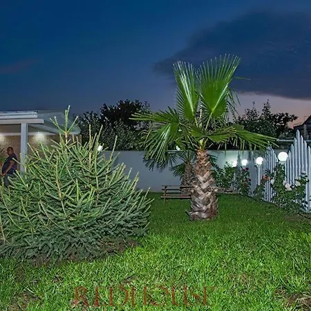 Holiday home лятна къща *